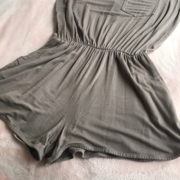 Summer Romper - Picture 3 of 4